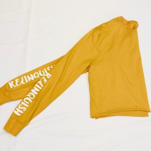RELINQUISH Crop Tee